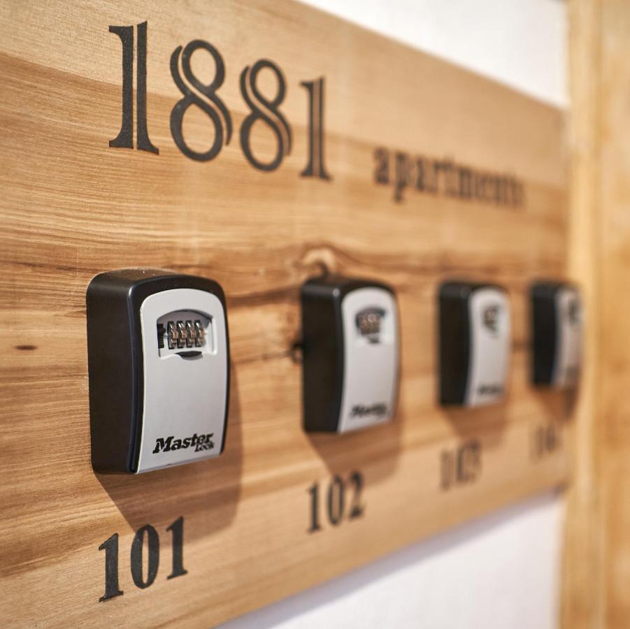 1881 Brasov Old Town Apartments Ngoại thất bức ảnh