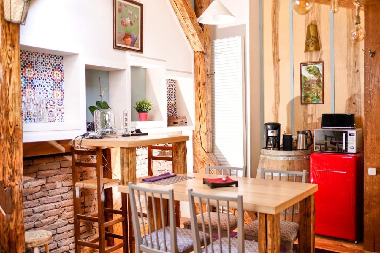 1881 Brasov Old Town Apartments Ngoại thất bức ảnh
